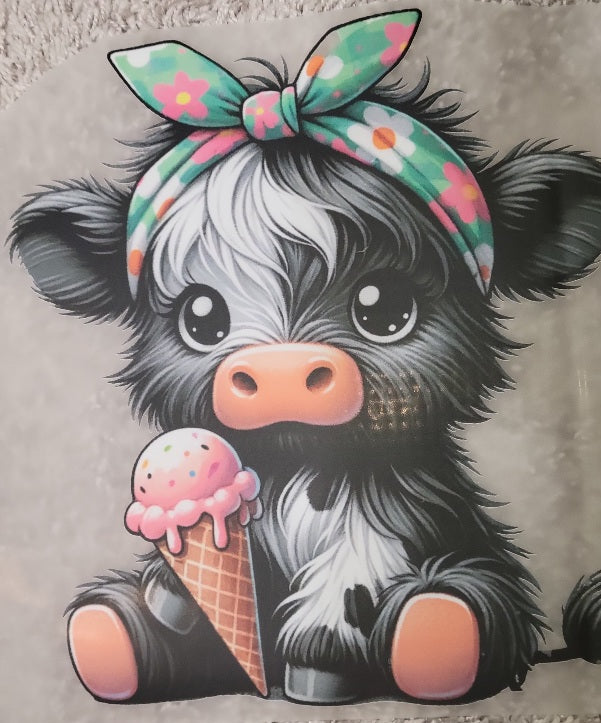 61- CUTE ICE CREAM CONE